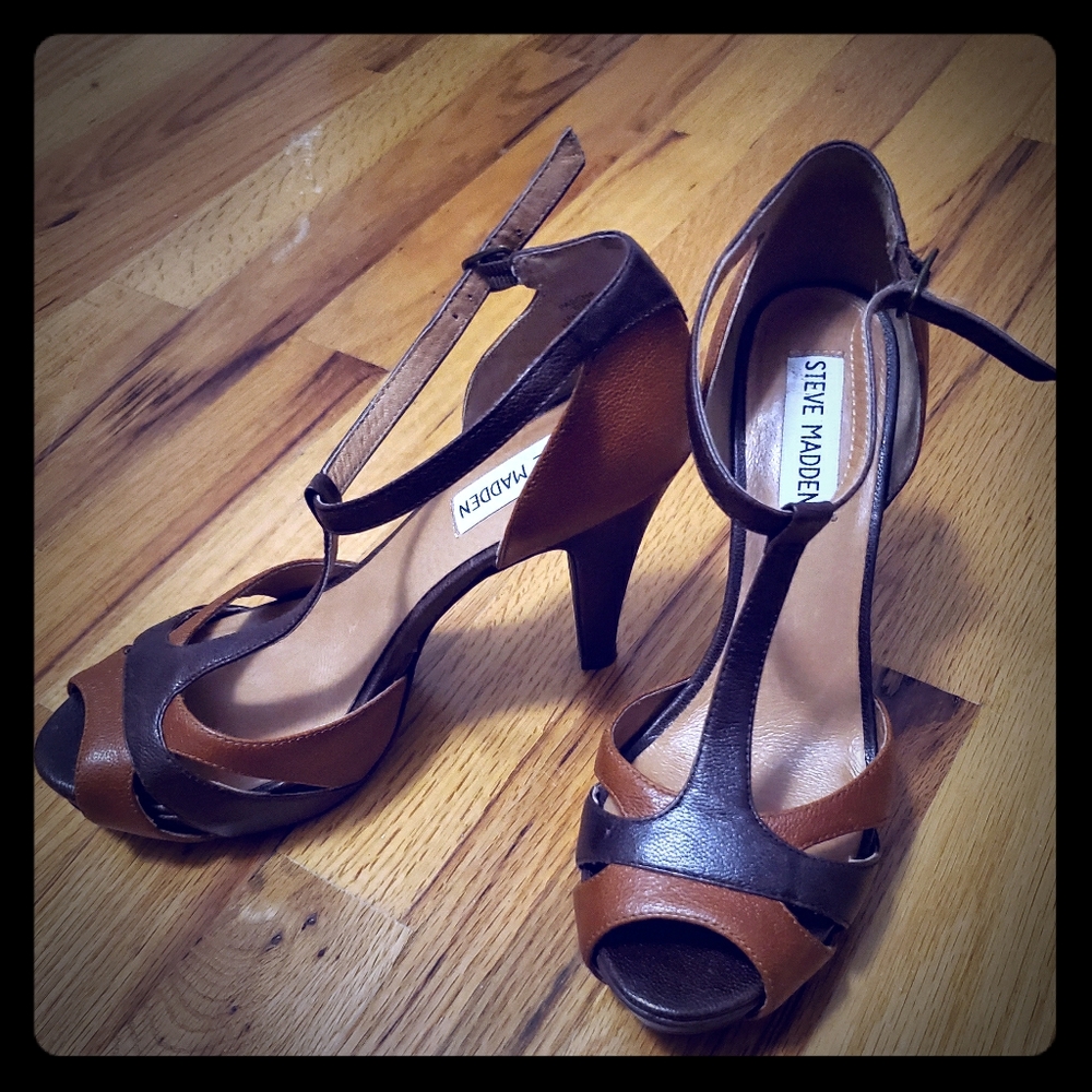 Steve Madden Open Toed Heel- Brown